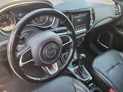 Used 2021 Jeep Compass Limited image 9
