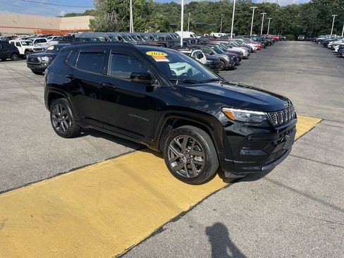 Certified 2024 Jeep Compass Limited w/ High Altitude Package AWD/4WD image 6
