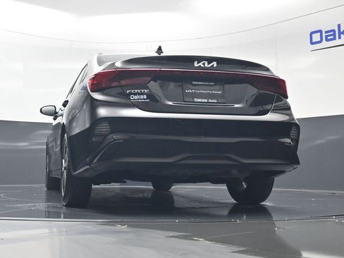 Certified 2024 Kia Forte LXS w/ LXS Technology Package FWD image 40