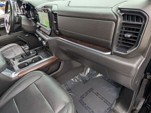 Used 2022 GMC Sierra 1500 SLT w/ SLT Premium Plus Package image 20