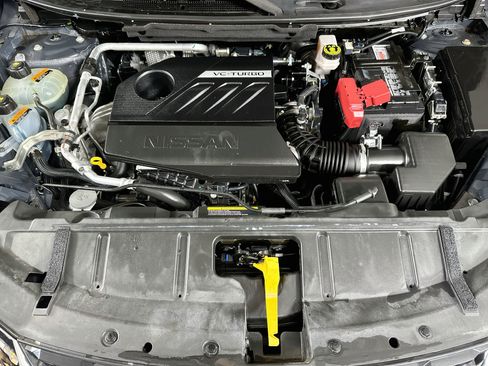 Used 2023 Nissan Rogue S AWD/4WD image 27