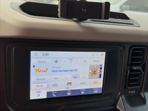 Used 2022 Ford Bronco Big Bend image 4