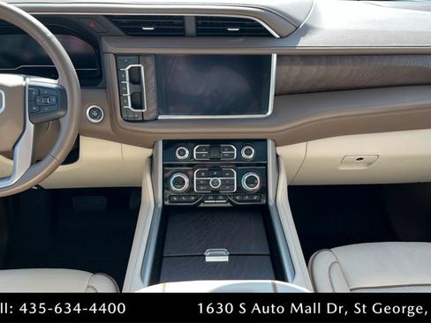 Used 2023 GMC Yukon Denali AWD/4WD image 13