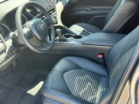 Used 2024 Toyota Camry SE w/ Convenience Package FWD image 11