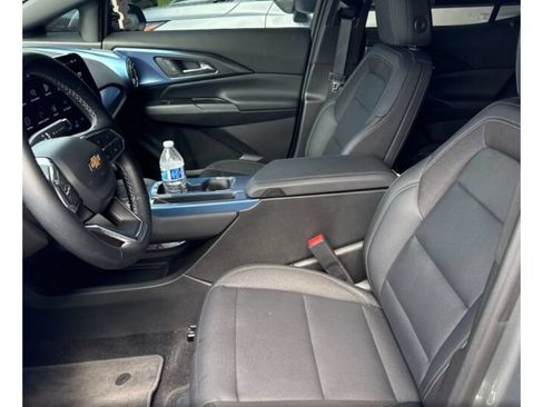 Used 2025 Chevrolet Equinox EV LT AWD/4WD image 5