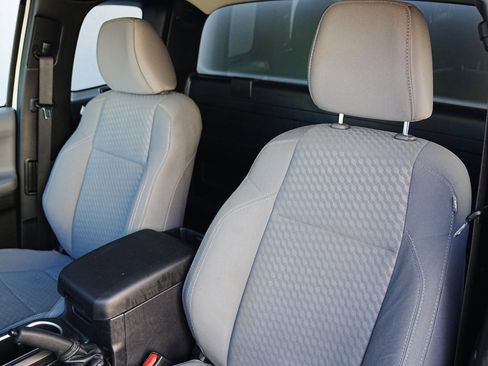 Used 2021 Toyota Tacoma SR image 10