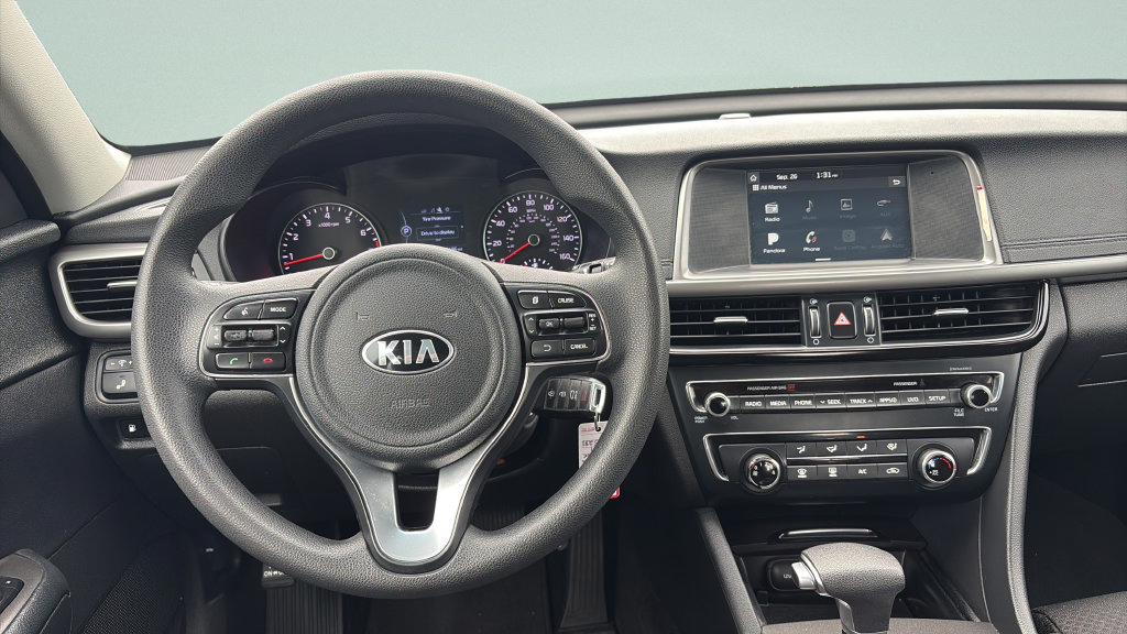 Used 2018 Kia Optima LX w/ 17" Alloy Wheels Package FWD image 14
