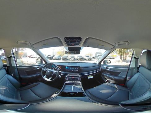 Used 2025 Hyundai Santa Fe SEL image 42