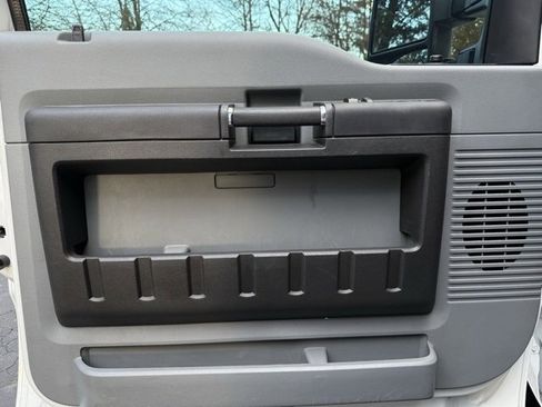 Used 2012 Ford F250 XL w/ PWR Equipment Group image 19