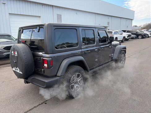Used 2020 Jeep Wrangler Unlimited Sport S image 7