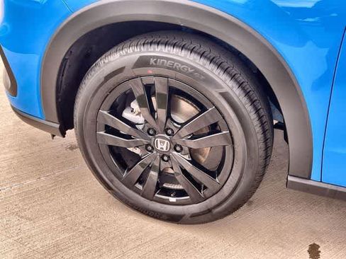 Certified 2026 Honda HR-V Sport image 9