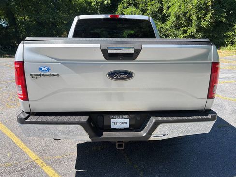 Used 2017 Ford F150 XLT w/ Equipment Group 301A Mid RWD image 5