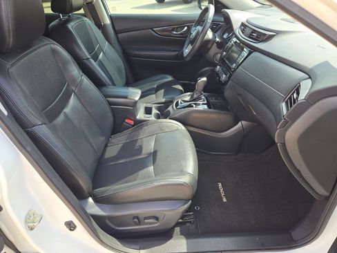 Used 2020 Nissan Rogue SL w/ Premium Package FWD image 27