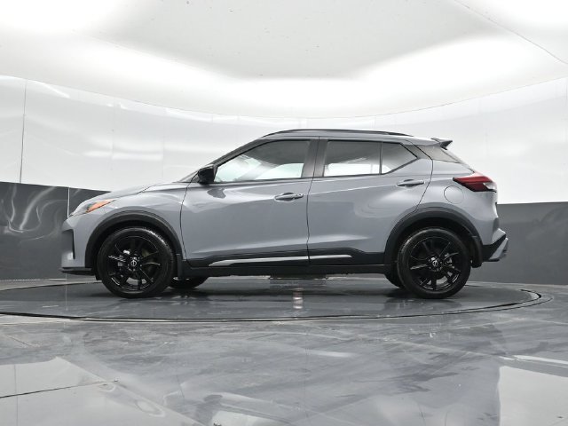 Used 2024 Nissan Kicks SR w/ SR Premium Package FWD image 54