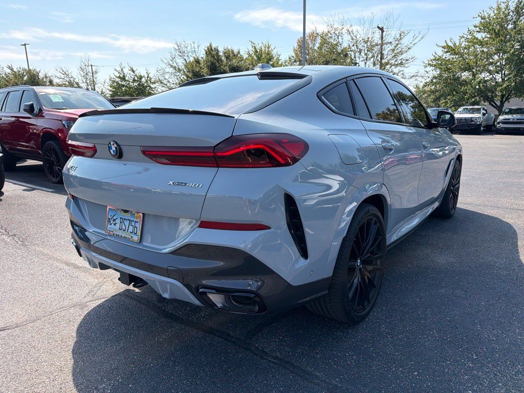Used 2024 BMW X6 xDrive40i w/ Premium Package AWD/4WD image 3
