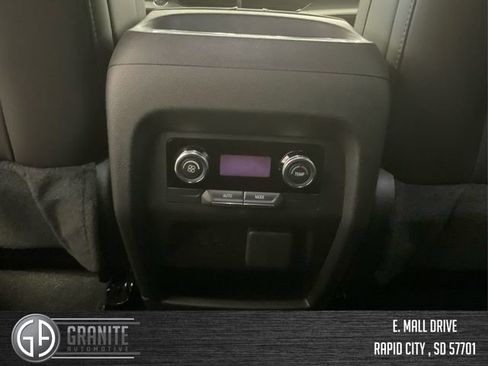 New 2026 Buick Enclave Sport Touring w/ Super Cruise Package image 20