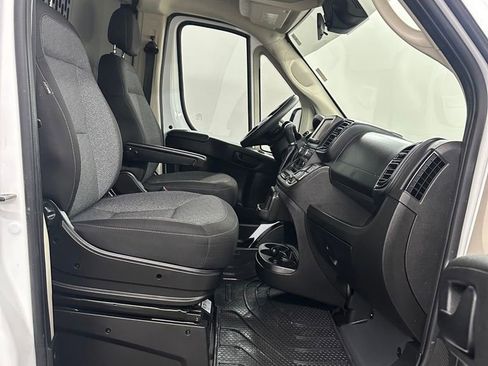 Used 2022 RAM ProMaster 2500 w/ Convenience Group image 28