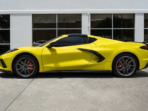Used 2023 Chevrolet Corvette Stingray Premium Cpe w/ Z51 Performance Package RWD image 14