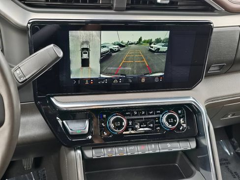 Certified 2025 GMC Sierra 2500 Denali w/ Denali Reserve Package AWD/4WD image 16