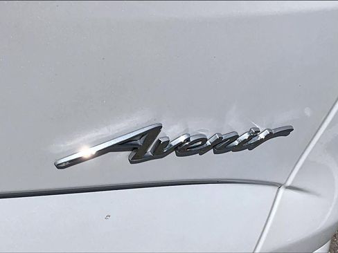 Used 2023 Buick Enclave Avenir w/ Trailering Package, 5000 lbs. AWD/4WD image 10