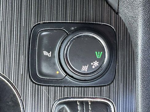 Used 2019 GMC Acadia SLT FWD image 39