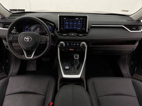 Used 2019 Toyota RAV4 Limited image 22