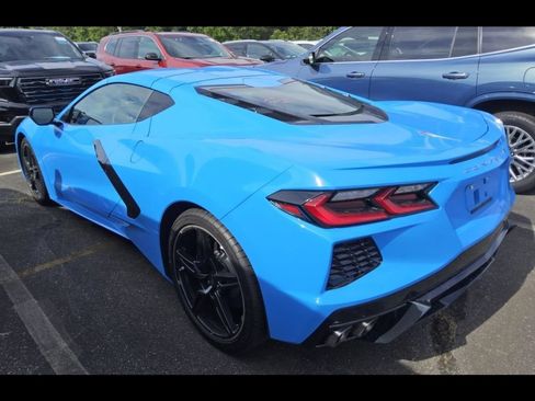 Used 2023 Chevrolet Corvette Stingray Coupe RWD image 7