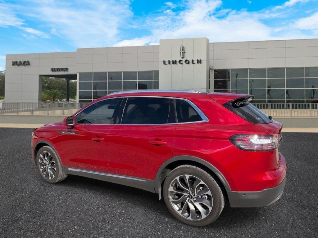 Used 2021 Lincoln Nautilus Reserve w/ Equipment Group 201A AWD/4WD image 5