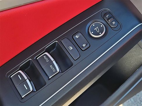 Used 2025 Acura Integra A-Spec image 18