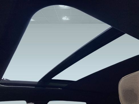 New 2025 Cadillac Lyriq Sport w/ Nappa Leather Package image 15