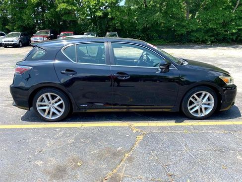 Used 2014 Lexus CT 200h image 4