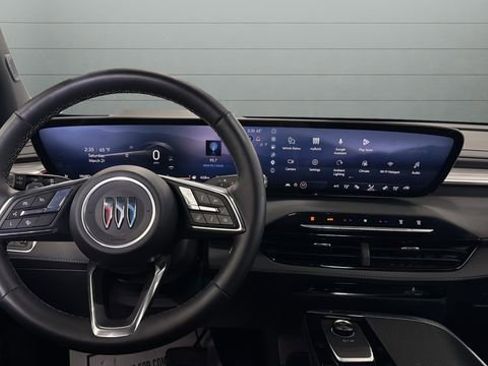 Used 2025 Buick Enclave Preferred image 10