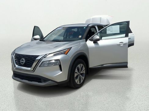 Used 2022 Nissan Rogue SV FWD image 11
