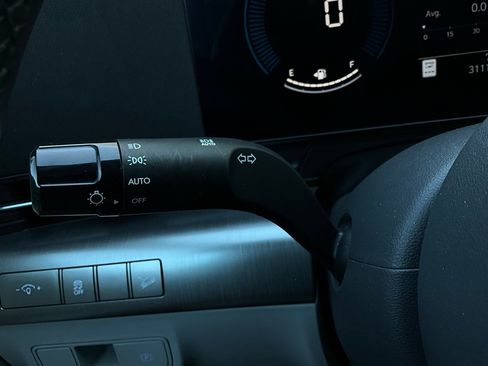 Used 2025 Hyundai Kona SEL image 37