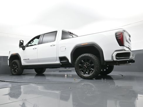 Used 2024 GMC Sierra 2500 AT4 w/ AT4 Premium Plus Package image 25