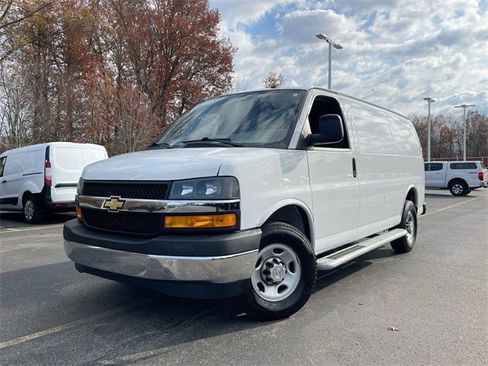 Used 2024 Chevrolet Express 2500 w/ Driver Convenience Package image 1