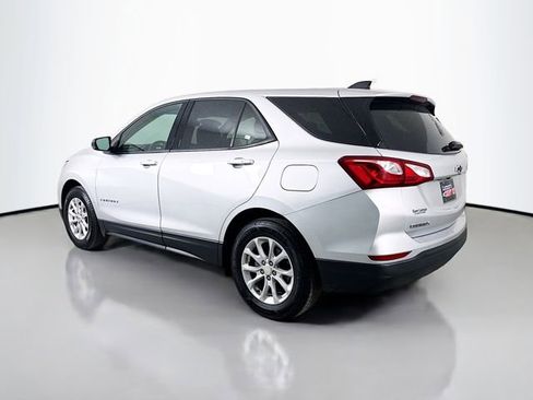 Used 2019 Chevrolet Equinox LS w/ LS Convenience Package image 6