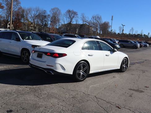 New 2026 Mercedes-Benz E 350 4MATIC Sedan image 3