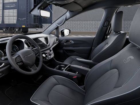 New 2027 Chrysler Pacifica Limited AWD/4WD image 23