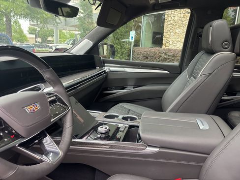 Used 2025 Cadillac Escalade V w/ LPO, Floor Liner Package image 5