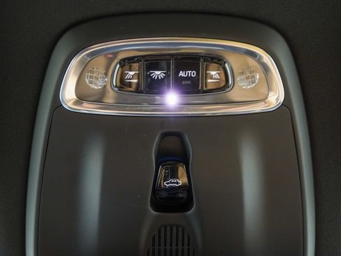 Used 2019 Volvo XC90 T6 Momentum w/ Advanced Package AWD/4WD image 27