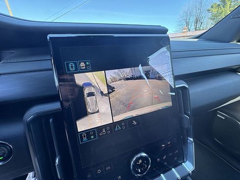 New 2026 GMC Acadia AT4 w/ Luxury Package image 13