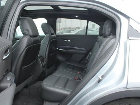 Used 2023 Cadillac XT4 Luxury w/ Cold Weather Package image 11