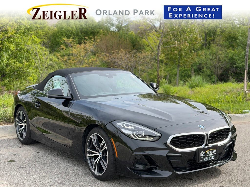 Certified 2026 BMW Z4 sDrive30i RWD image 1