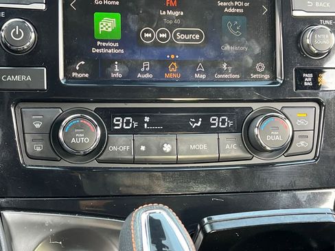 Used 2023 Nissan Maxima SR w/ Sport Mat Group image 21