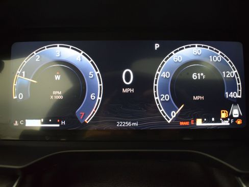 Used 2024 Jeep Grand Cherokee L Altitude image 23