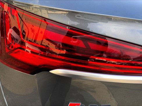 Certified 2023 Audi SQ5 Premium Plus w/ Premium Plus Package image 28