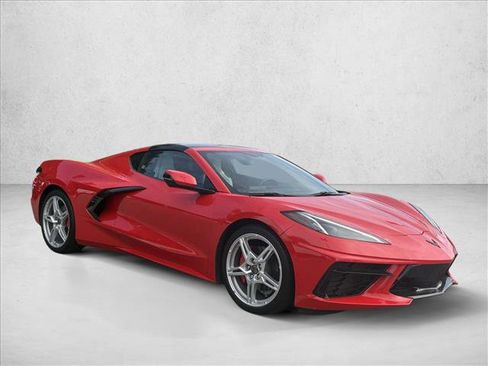 Used 2021 Chevrolet Corvette Stingray Coupe w/ Engine Appearance Package RWD image 4