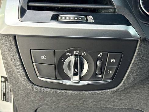 Used 2021 BMW X3 xDrive30i w/ Convenience Package image 10