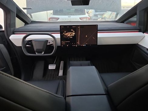 Used 2024 Tesla Cybertruck Cyberbeast AWD/4WD image 7